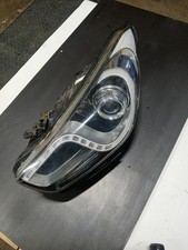 2012-2017 HYUNDAI I40 MK1 ESTATE  PASSENGER SIDE FRONT HEADLIGHT LAMP 921013ZXXX