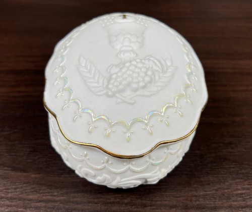 San Francisco Music Box Co Jesus Loves Me First Holy Communion Trinket Box - Picture 4 of 10