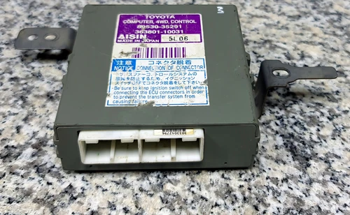 Toyota 4Runner V6 4x4 4WD Transfer Case Control Module 89530-35291 - Picture 1 of 6
