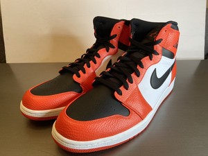 jordan retro 1 orange black