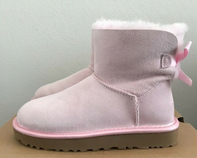pink bailey bow uggs womens