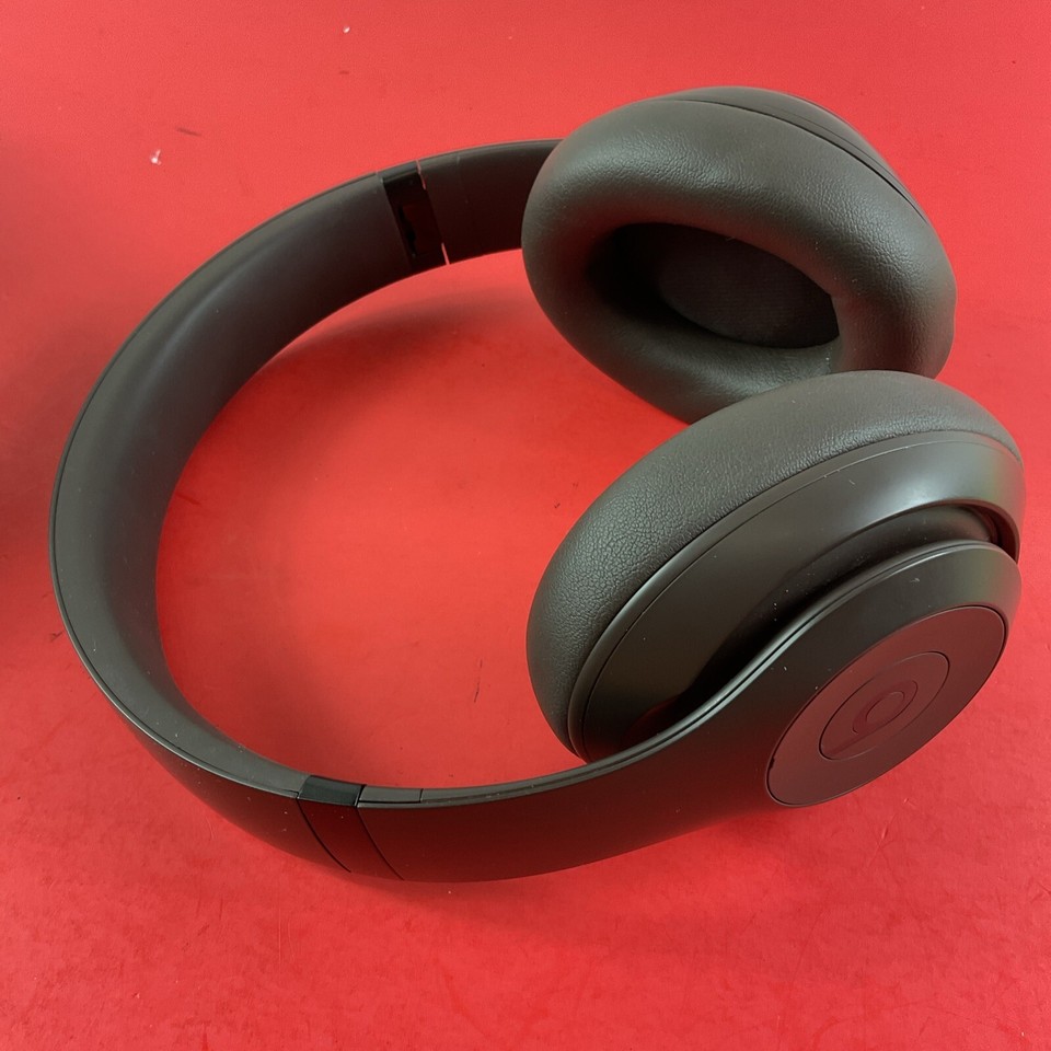 Beats Studio Pro Wireless Bluetooth Noise Cancelling Headphones eBay
