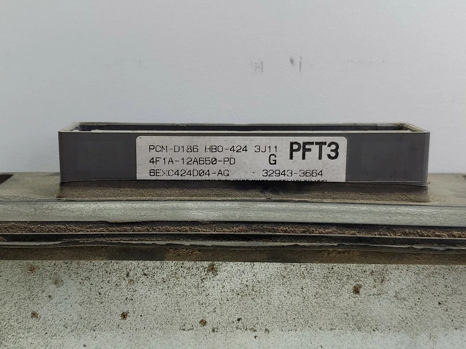 Ford Taurus 2004 ECM módulo de control del motor computadora OEM 4F1A-12A650-PD Foto 2 de 4