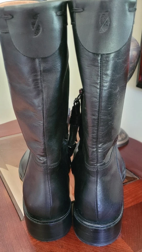 Franco Sarto A-Tailor Cuero Medio Negro Botas Mujer 9M Bota de Motociclista Venta al por menor $219 Foto 4 de 4