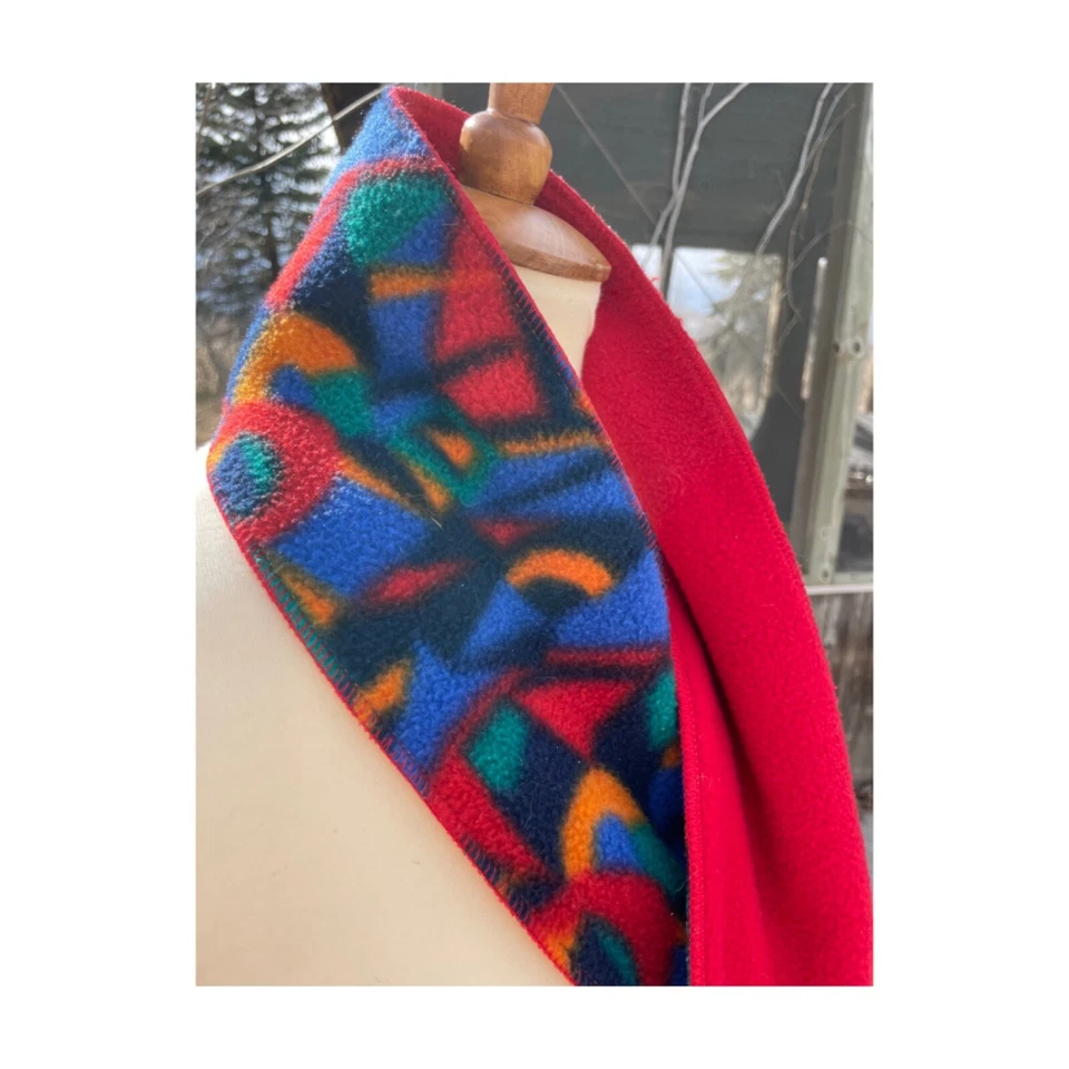 Bufanda polar vintage años 80 doble cara abstracta multicolor con rojo liso 43,5x4,5" Foto 4 de 4