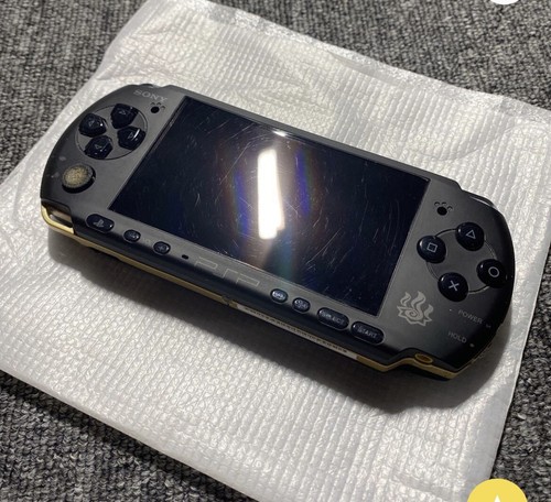Sony PSP-3000 Monster Hunter Portable 3rd - Picture 4 of 10