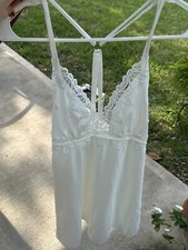 Flora Nikrooz Ivory Lace Nightgown Size Medium   Worn Once, Elegant Sleepwear