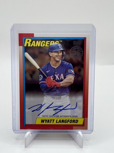 2025 Topps Series 1 Wyatt Langford 90A-WL 1990 Gold On Card AUTO /50 Rangers