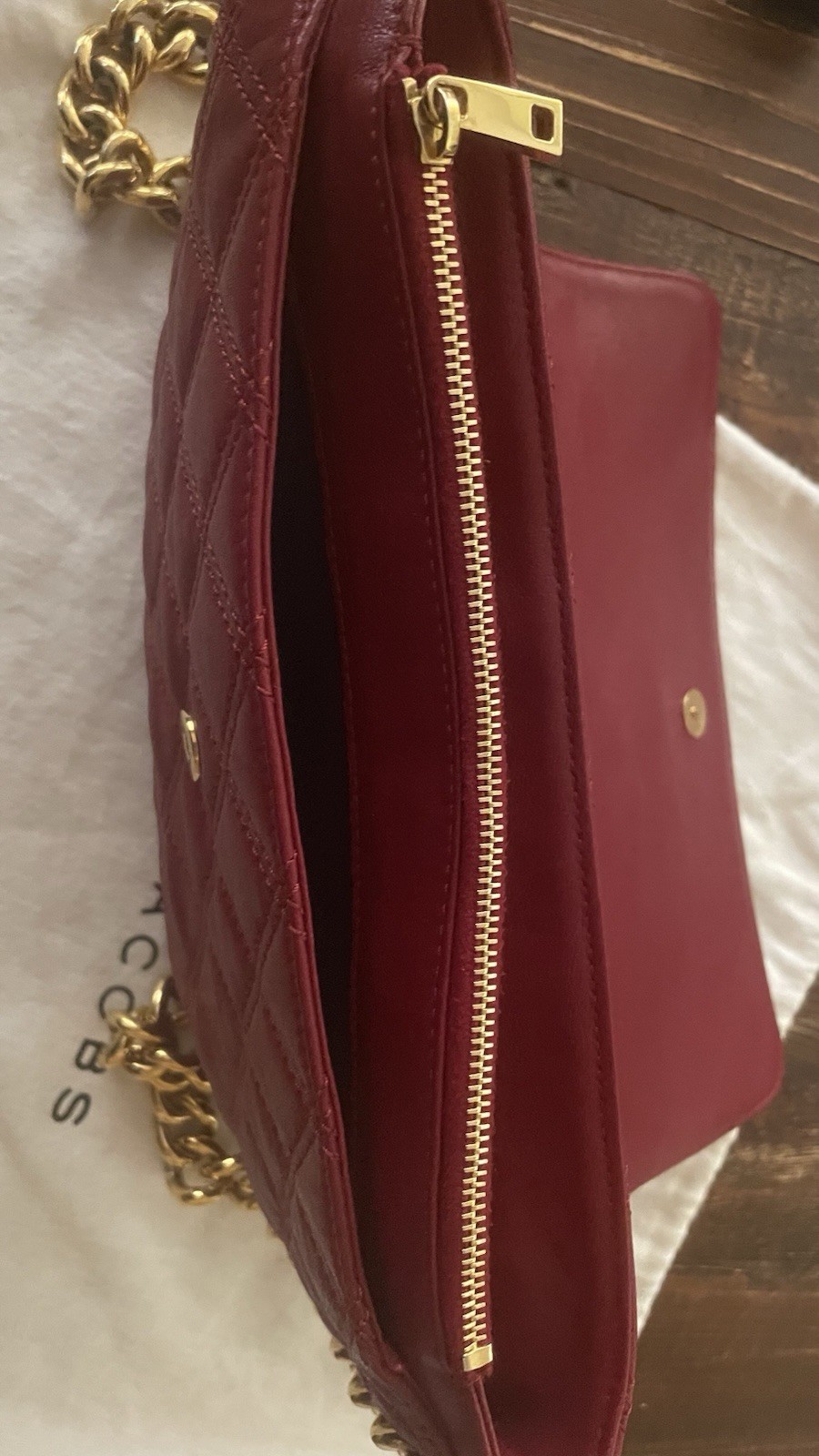 Marc Jacobs Burgundy Quilted Leather Shoulder Bag With Gold Chain image 5