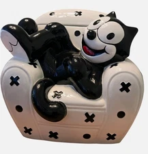Clay Art Felix The Cat on Sofa Hand Painted Porcelain Cookie Jar 1997 Vintage