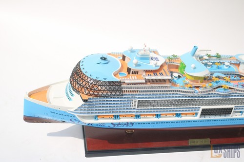 Royal Caribbean Star of the Seas Model – 92cm (36") Display Cruise Ship - Picture 5 of 24