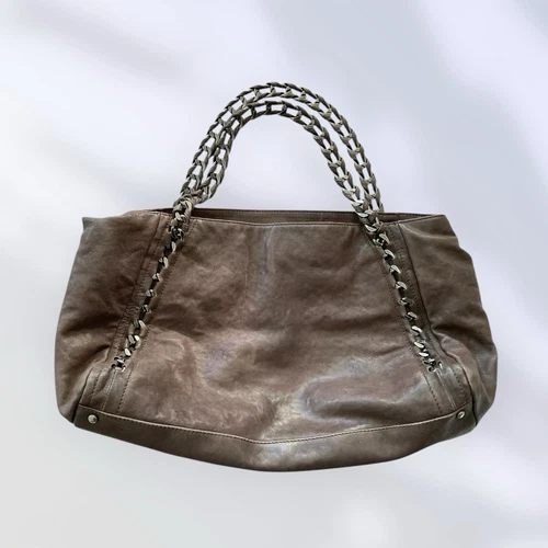 Bolso de Mano Chanel East West Moderno Cadena Gris Piel de becerro Cuero X-GRANDE USADO EN EXCELENTE ESTADO - Imagen 2 de 20