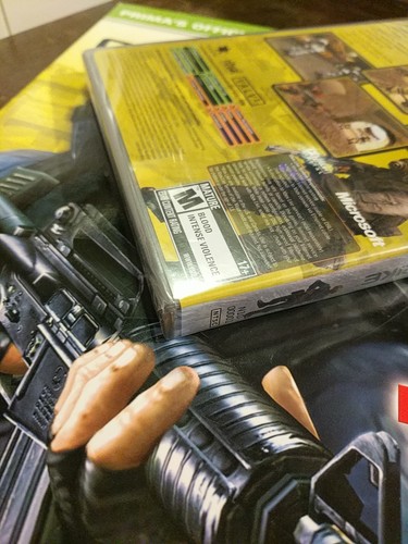 Counter Strike - Microsoft Xbox Platinum Hits Factory Sealed New With Guide - Picture 4 of 11