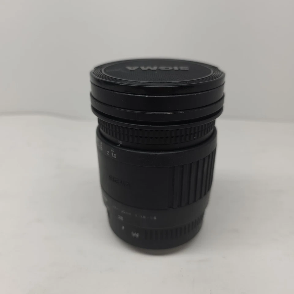 SIGMA 28-200mm D F/3.8-5.6 UC ASPHERICAL ZOOM LENS W/ Sky Filter - Image 2 of 4