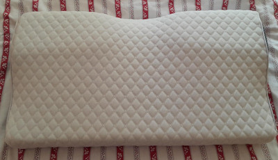Nackenstützkissen Memory Foam mit Bezug 60 x 34 x 11cm , Derila, Neuwertig