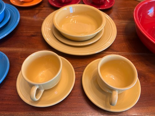 Lote de 31 platos tazones tazas vintage de artículos de fiesta colores arco iris hechos en EE. UU. - Imagen 3 de 23
