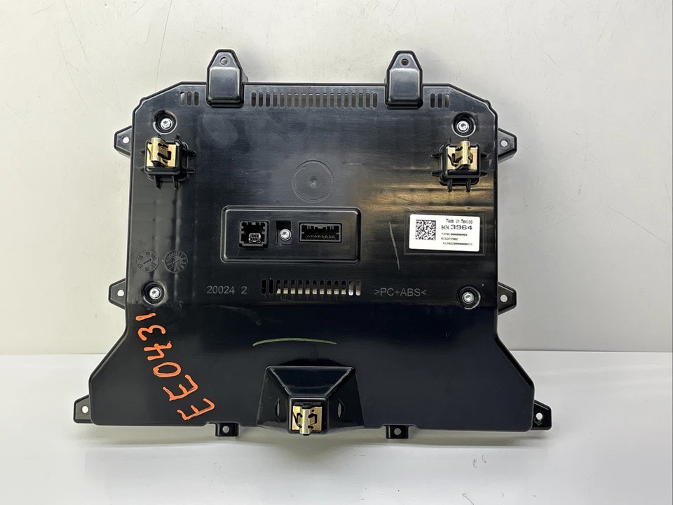 Chevrolet Silverado 1500 2019-2022 pantalla de información de radio pantalla táctil 84743964 Foto 3 de 4