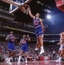 NBA Playoffs Cleveland Cavaliers Brad Daugherty making dunkvs Chic- Old Photo