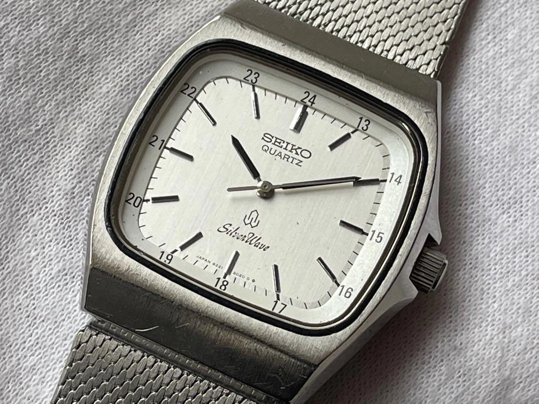 SEIKO SILVER WAVE 8221-5020 Men's Quartz Watch No Warranty Free
