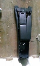 Mercedes 2008 C63 AMG W204 C-Klasse Armlehne und Mittelkonsole Mercedes 2008 C63 AMG W204 C-Klasse Armlehne und Mittelkonsole