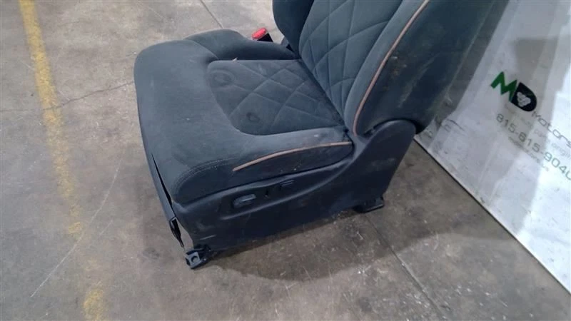 Nissan Armada 2016-2018 asiento delantero izquierdo del lado del conductor OEM 873705ZU2B Foto 4 de 4