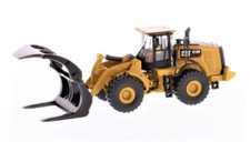 Diecast Masters 85950 Caterpillar 972M Wheel Loader w/Log Forks 1/87 HO Scale MB