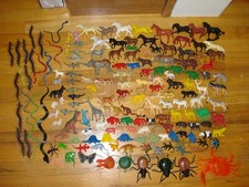 Lot of 168 VINTAGE 1960s PLASTIC ANIMALS, REPTILES, MISC - 3 POUNDS