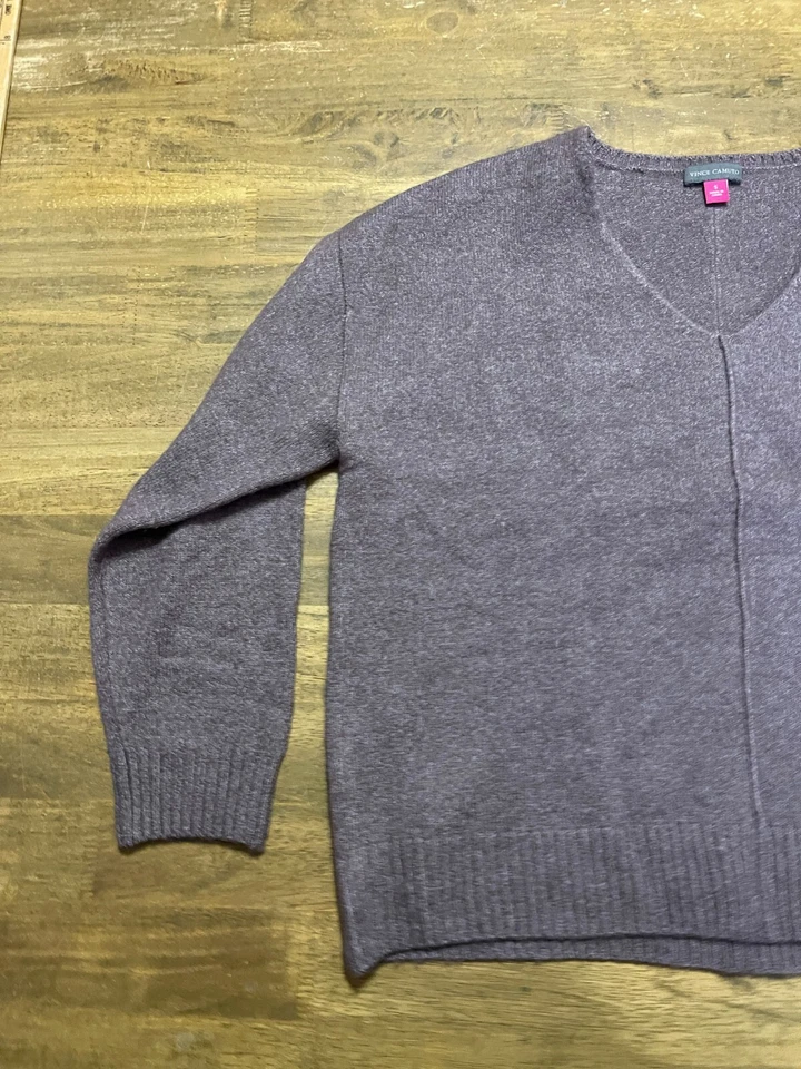 Suéter Vince Camuto, Para Mujer Talla Pequeña, Marrón, Cuello en V, Pullover, Manga Larga Foto 3 de 4