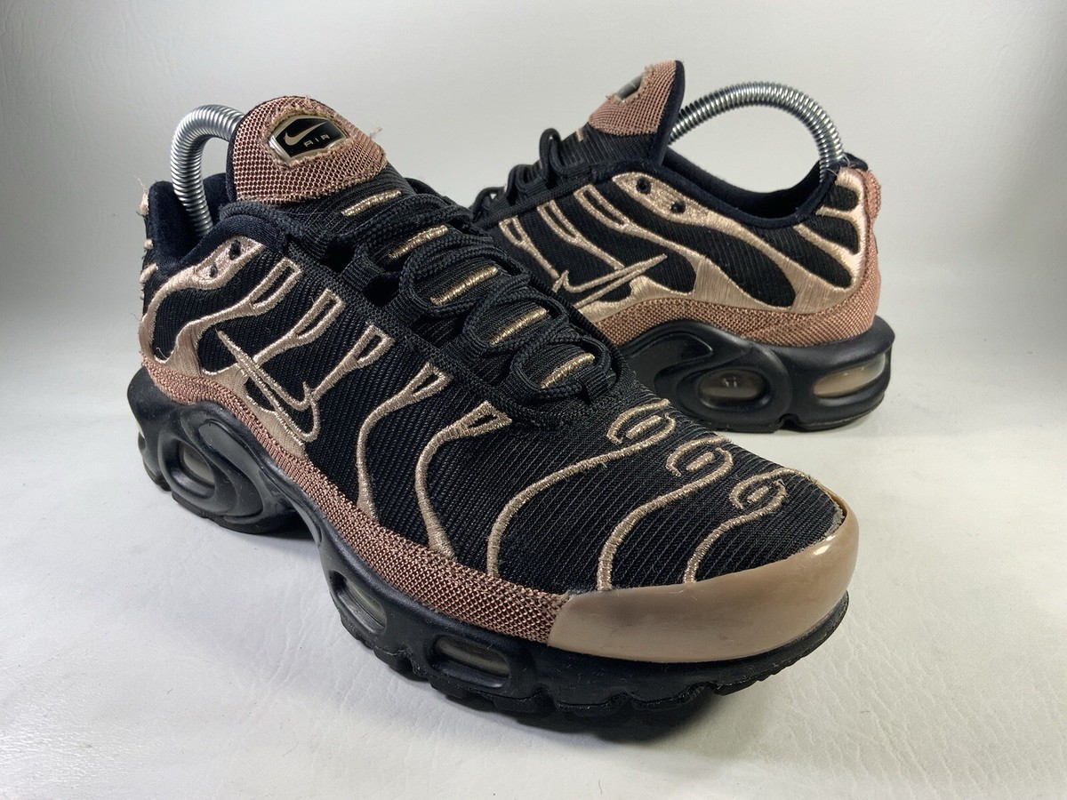 rose gold and black tns