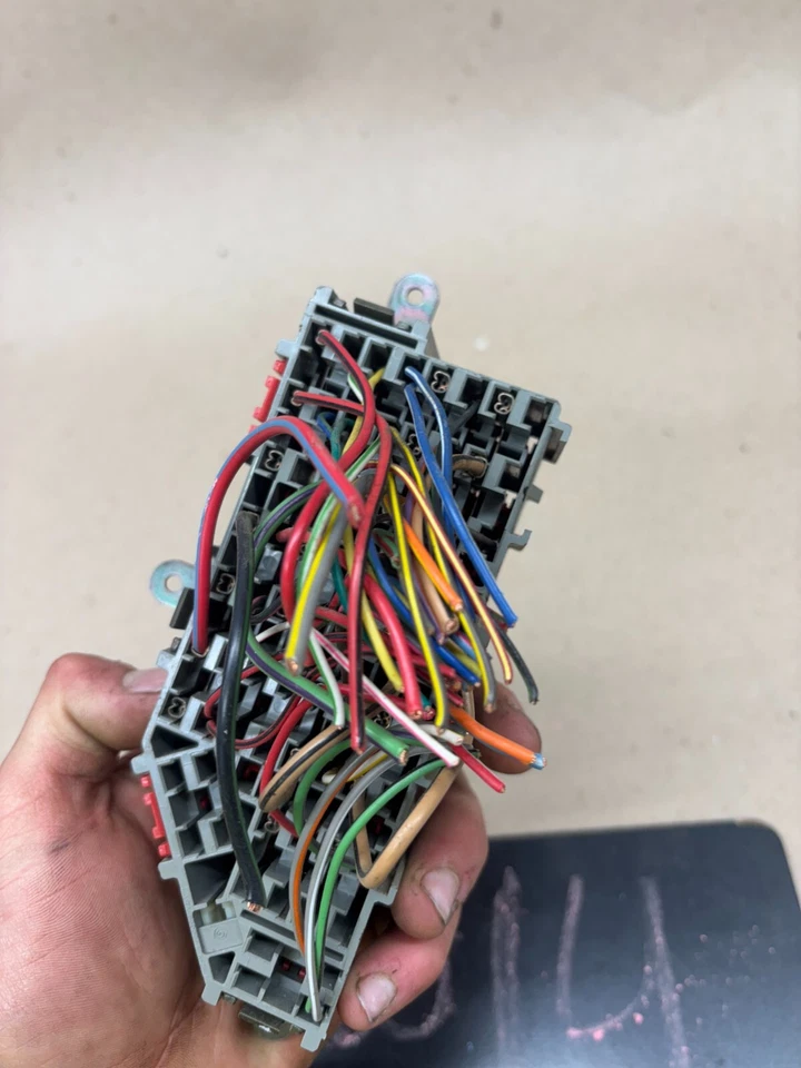 Ford Ranger Mazda B2500 1998-2001 tablero fusible caja espoleta conectores de conexión oe Foto 4 de 4