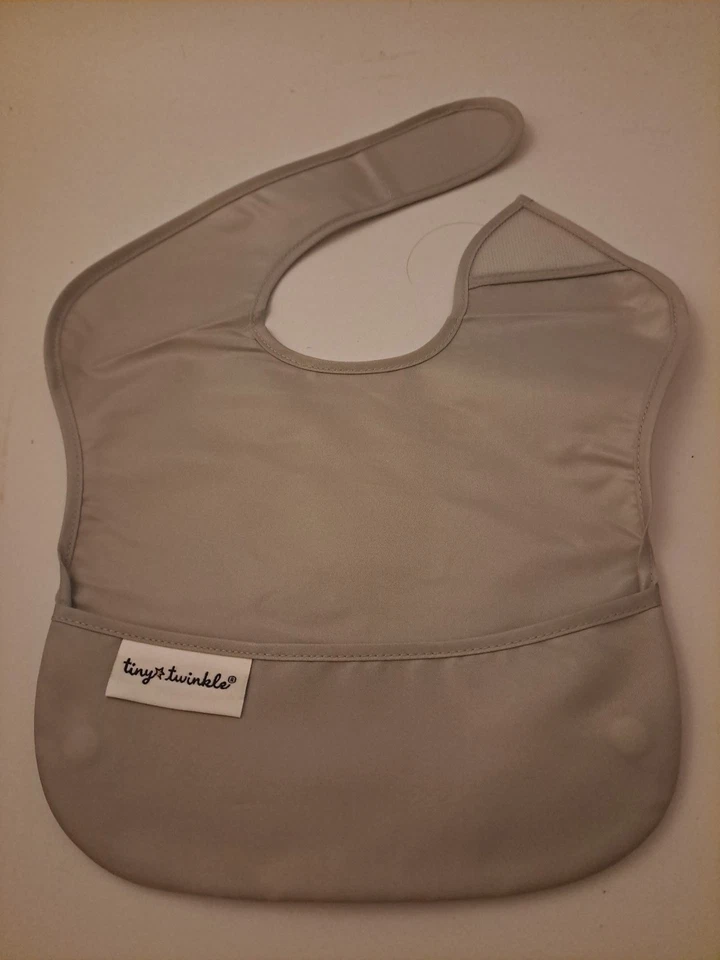 Paquete de 5 pequeños baberos de alimentación centelleantes colores surtidos a prueba de agua a prueba de desorden unisex Foto 2 de 4