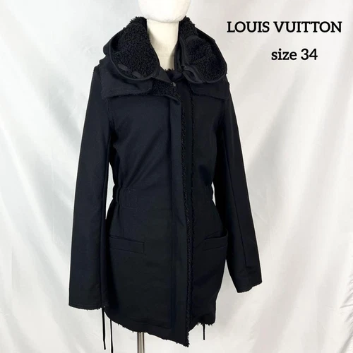 LOUIS VUITTON（LV） Cappotto lana LOUIS VUITTON con interno piumino buone condizioni Taglia 34 Giacca donna