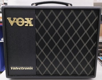 VOX VT20X Valvetronix 20W Gitarrenverstärker Combo mit 8'' Lautsprecher - Gebr...