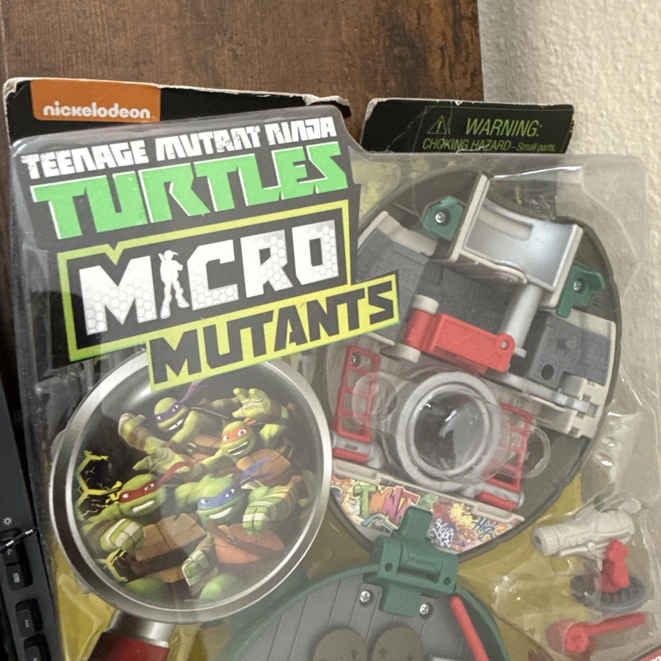 Teenage Mutant Ninja Turtles TMNT Micro Mutants Raph's Rooftop Perfeito Estado Novo - Imagem 2 de 4