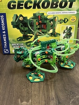 Thames & Kosmos Geckobot Plastic Building Set Robots/Animals Theme 99% complete