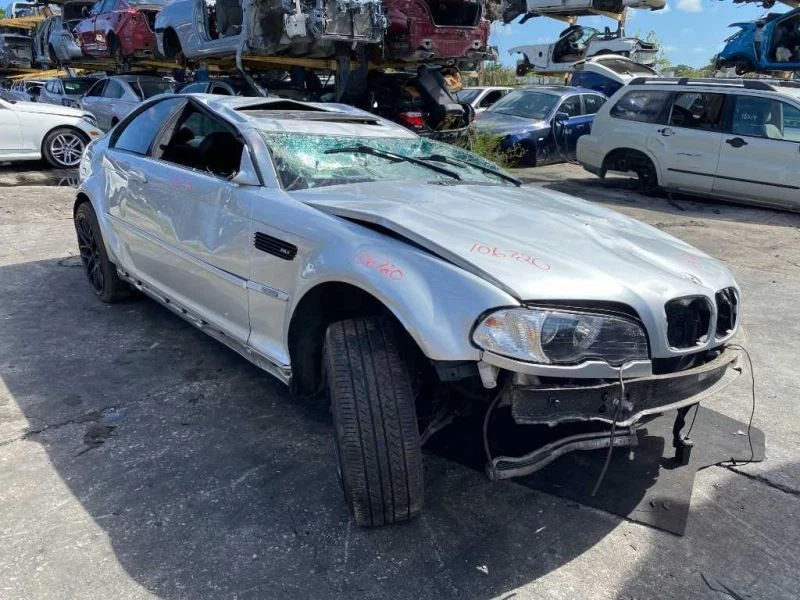 Cierre capó delantero BMW M3 2002 Foto 4 de 4