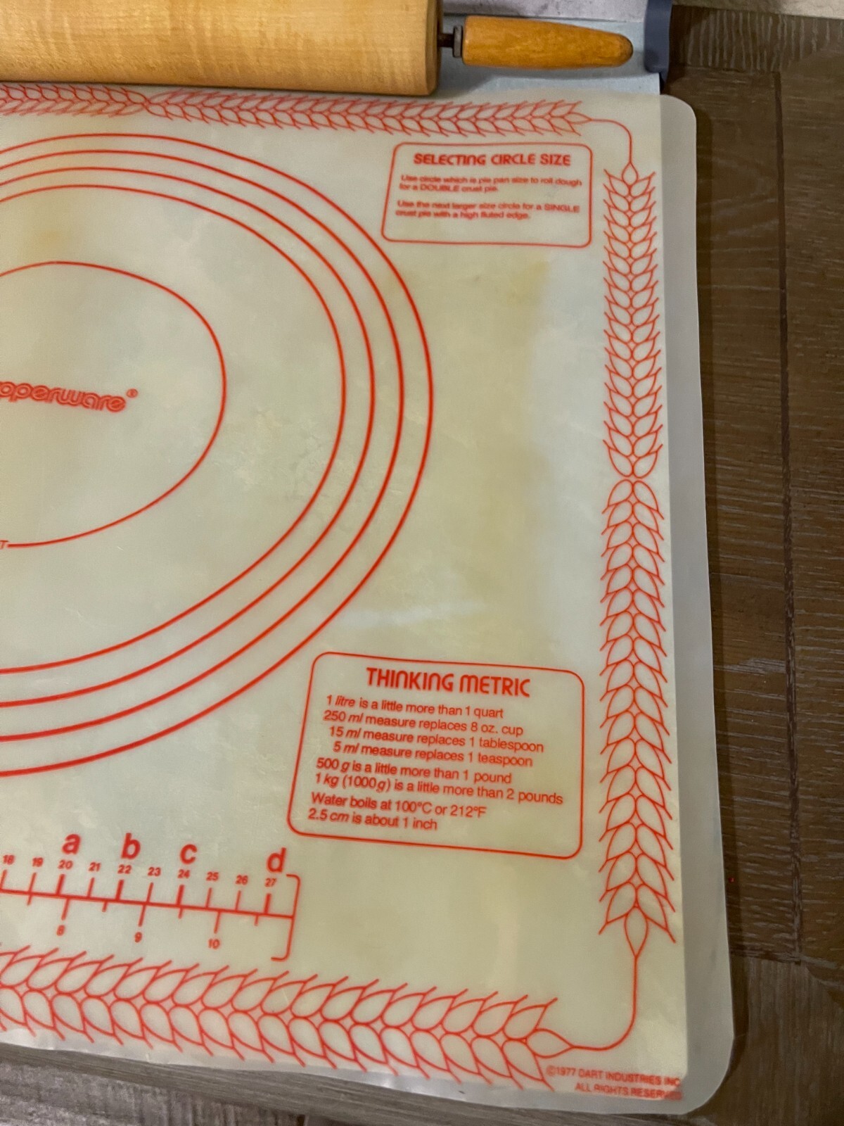Vintage Tupperware 1965 Dart Industries Pastry Mat with wooden rolling pin