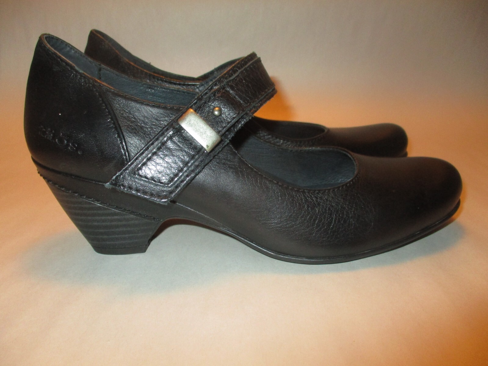 taos Porto Womens 8-8.5 Black Genuine Leather Mary Jane 2 1/2" Stack Heel Pumps