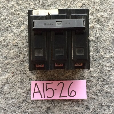 Eaton Westinghouse BAB3030H Interruttore Scatolato 3 Poli 30A 120/240V Usato