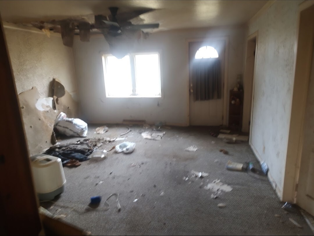 1/2 Acre Prime Lot for Sale – Existing Home Included for Free
