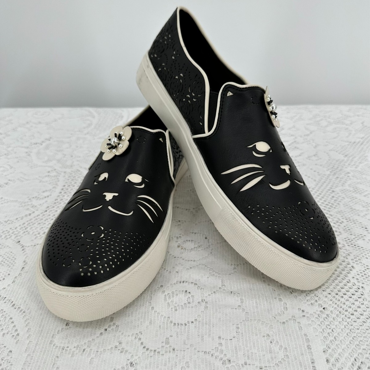 Karl Lagerfeld Leather Black Cat sneaker with soles women