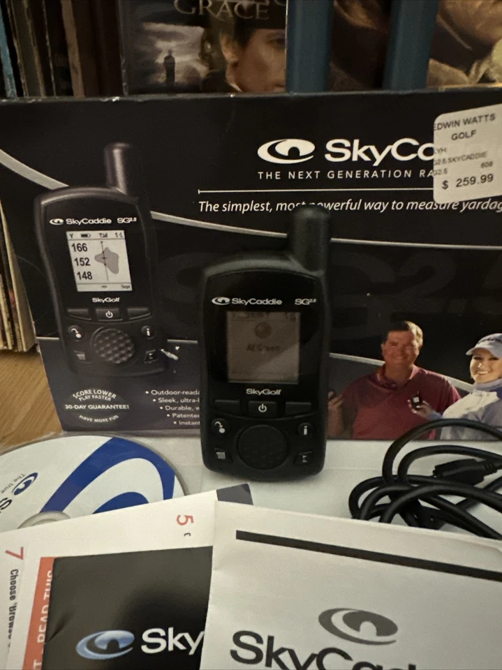 SkyCaddie SG 2.5 GPS Golf Rangefinder Handheld Portable - Image 2 of 4
