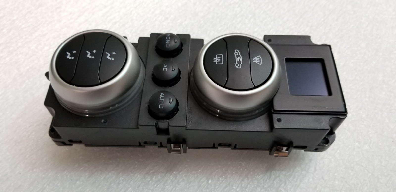 MCLAREN MP4-12C DRIVER SIDE DOOR CONTROL SWITCH UNIT OEM 11M2365CP .01