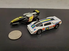 Vtg 1984 Lot of 2 Hot Wheels Mattel- XT-3 Vehicle & Crack Ups Side Banger Unique
