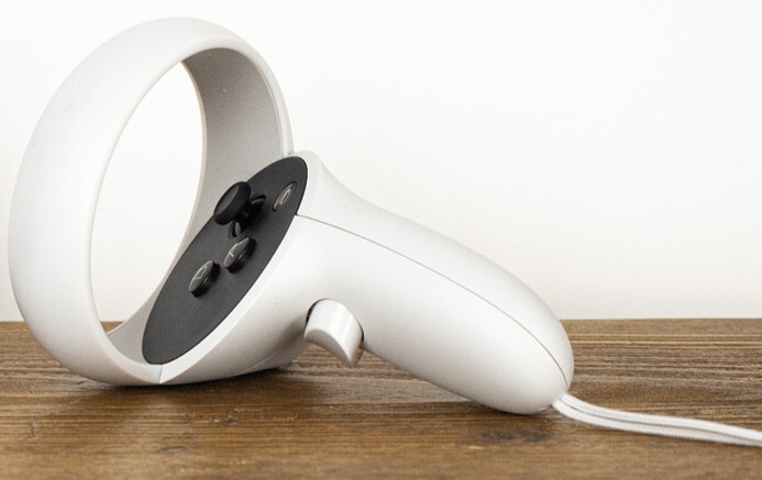 Oculus Quest 2 Controller RIGHT Hand Only BOX JD96CX - White