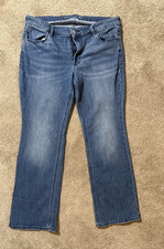 Old Navy Wow Boot Cut Jeans Women  s Size 14 Short Mid Rise Blue Denim 34 X 28