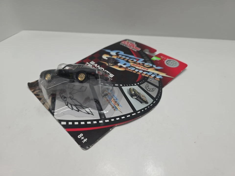 Racing Champions Smokey and the Bandit-Bandit's Trans Am em preto - Imagem 4 de 4