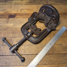 Rare ARMSTRONG Bench Mount Pipe Vise • #2 • ⅛