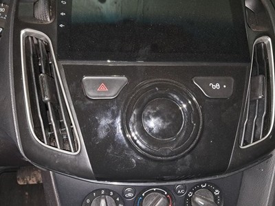 2012-13 FORD FOCUS Audio Equipment Radio Control Thru 04 18 13 Receiver Display