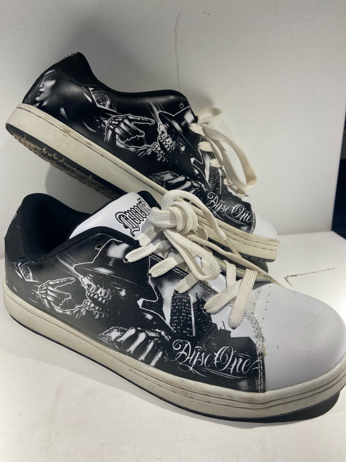 Vintage Mens Sneakers Dyse One Size 8 Graffiti Art Skateboard Shoes Unique Style